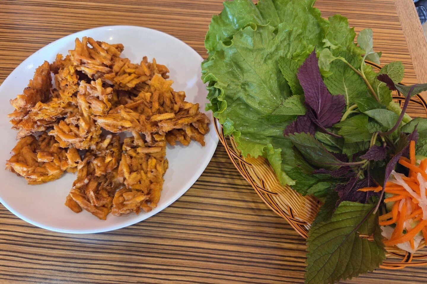 Banh Cuon Tay Ho, image 1 of 1