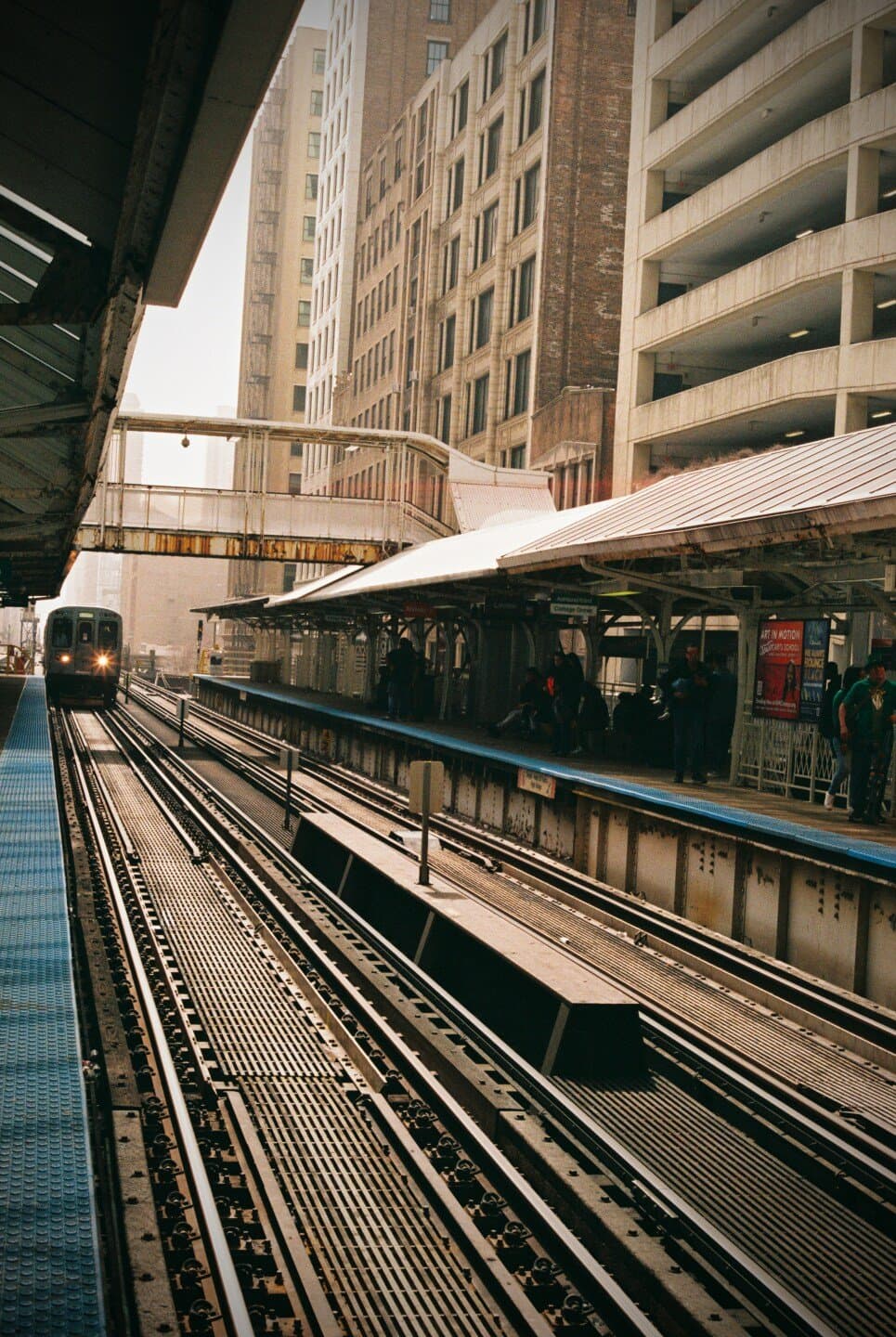 Metro, image 1 of 1