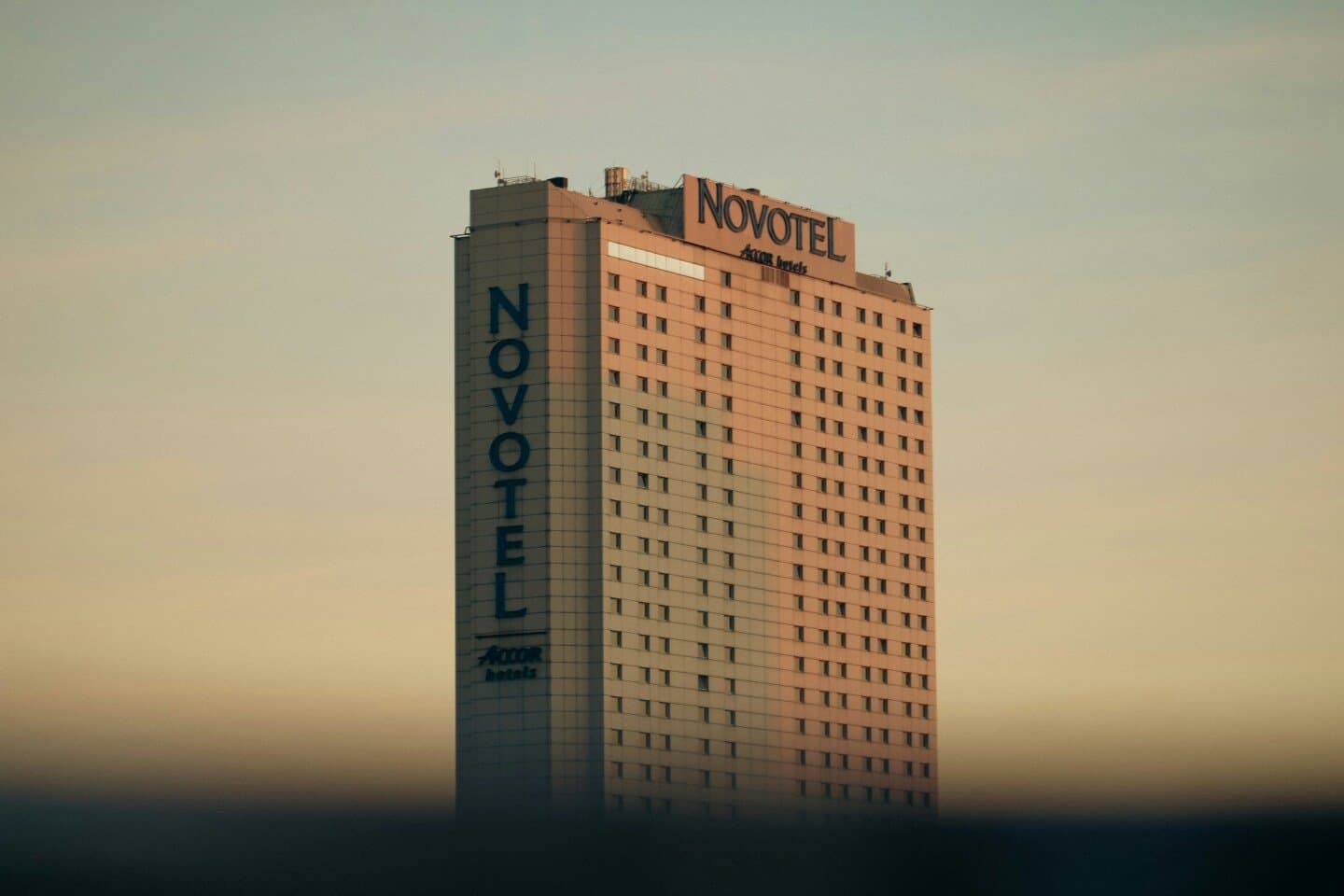 The Hotel New Hampshire by John Irving, image 1 of 1