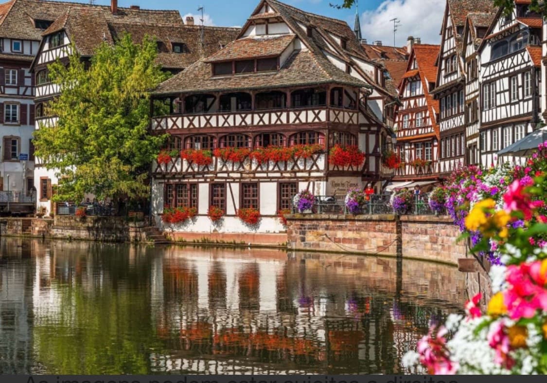Petit France, image 1 of 1