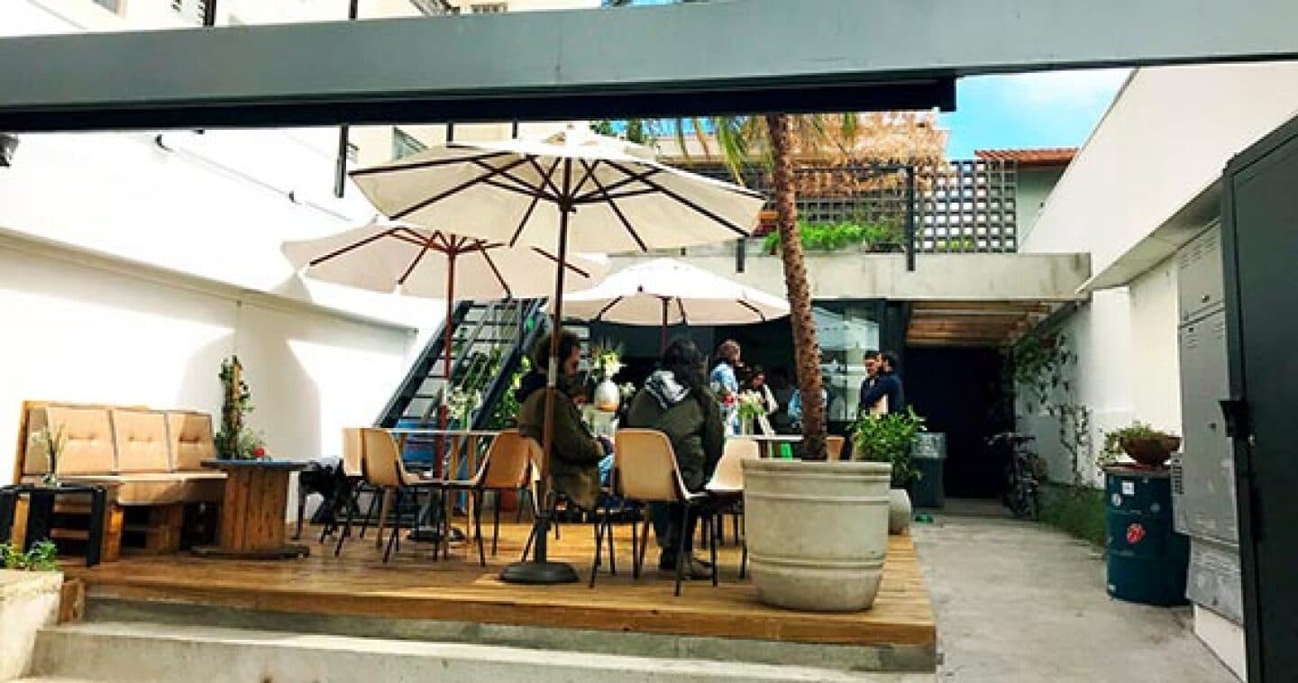 Isla Café, image 1 of 1