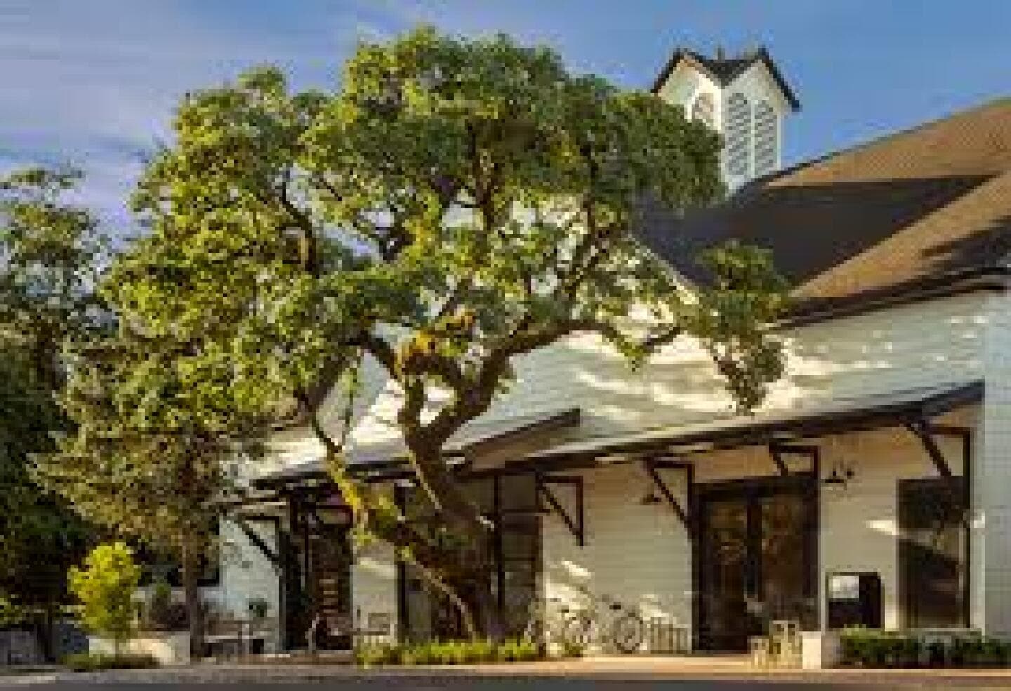 MacArthur Place Hotel & Spa, image 1 of 1