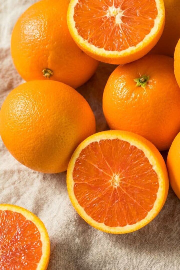 Oranges, image 1 of 1