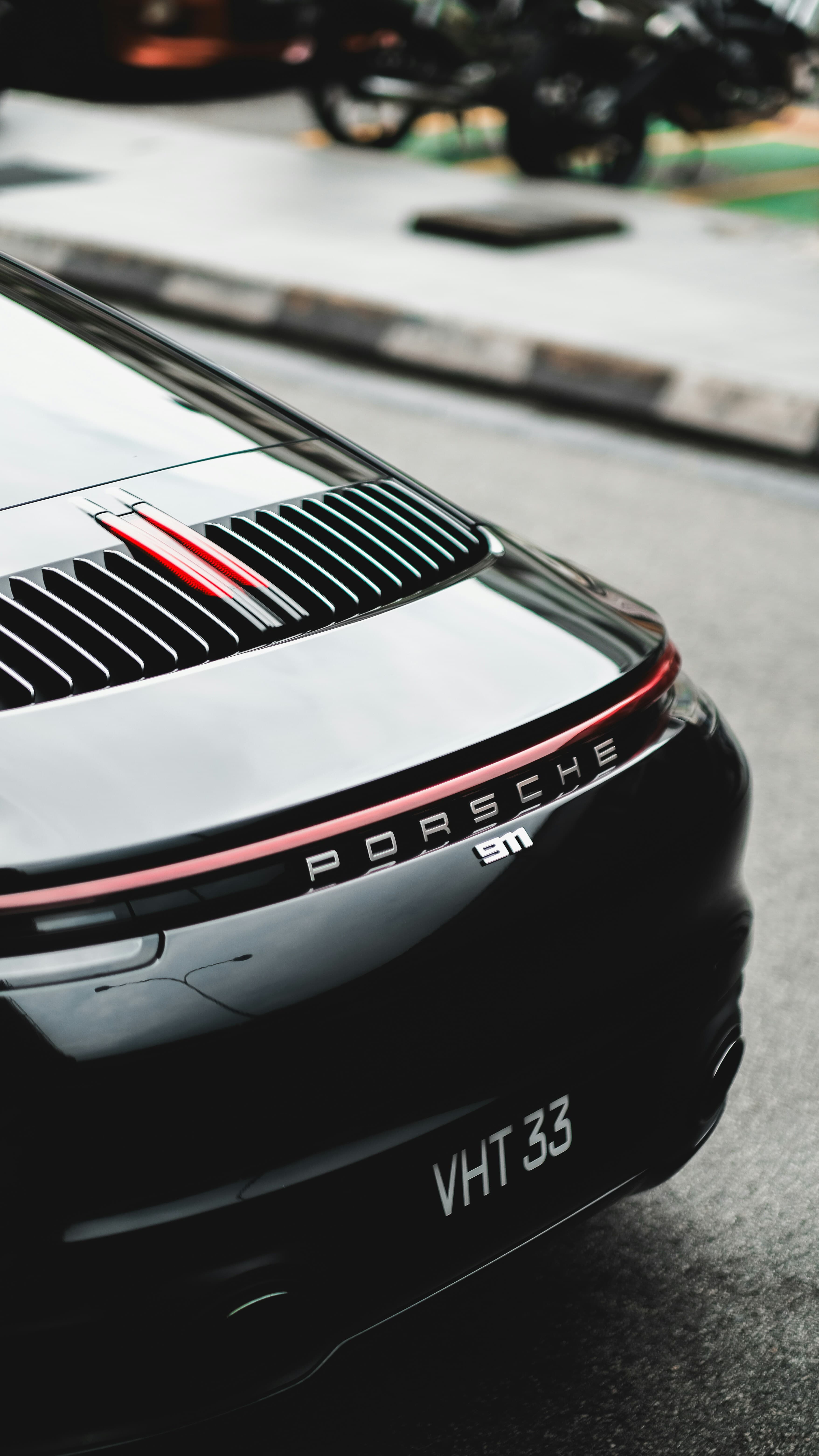 Porsche 911, image 1 of 1
