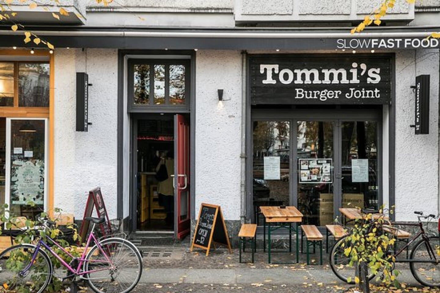 Tommi’s Burger Joint, image 1 of 1