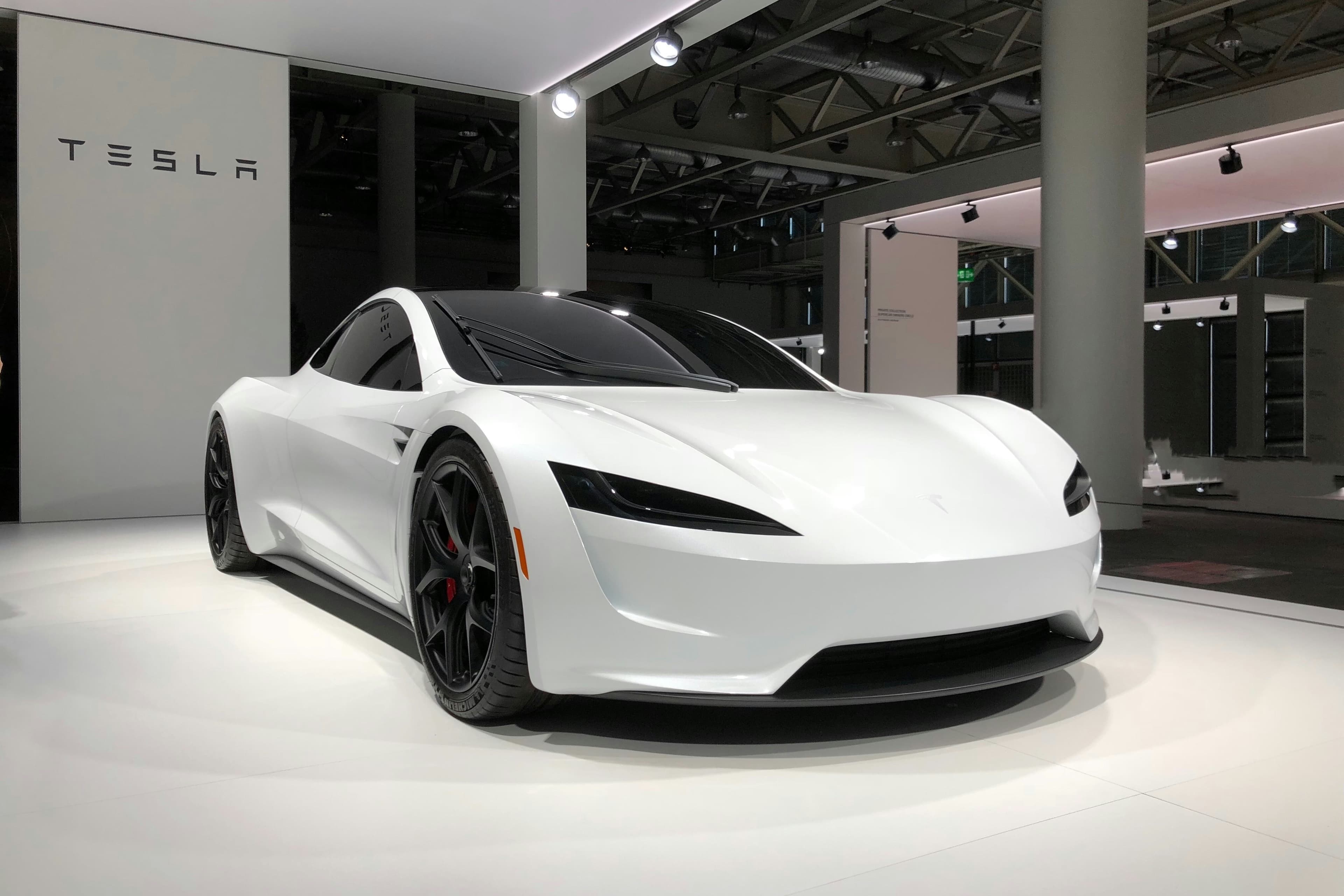 Tesla Model S Plaid, image 1 of 1