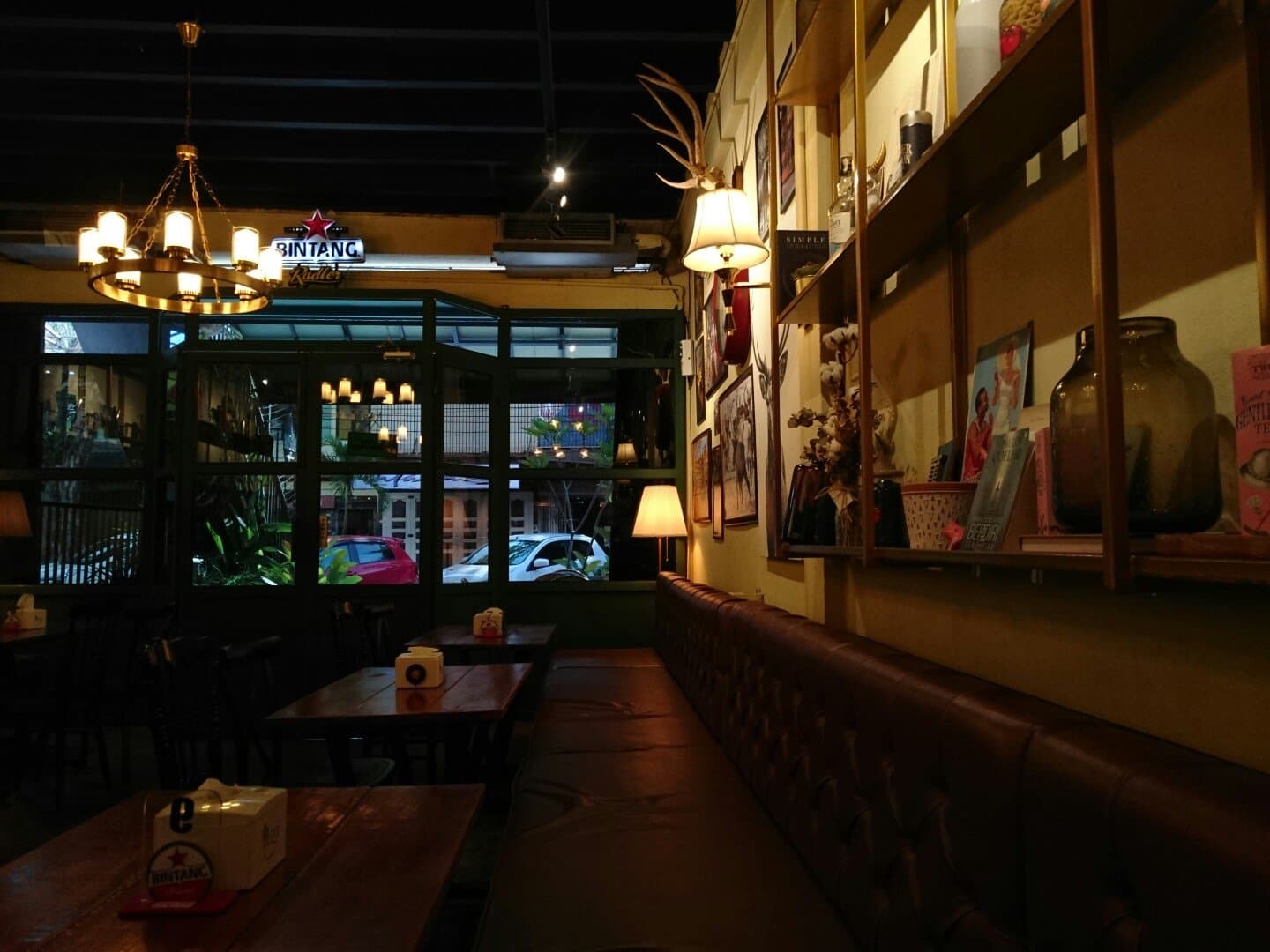 Wartsaal Kaffee Bar, image 1 of 1