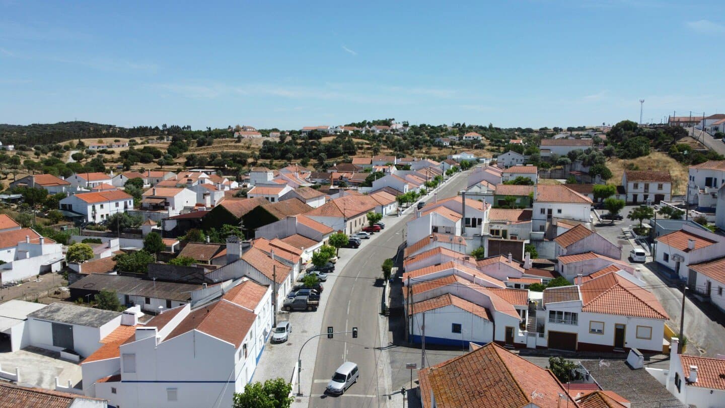 Santo Grão Vila Madalena, image 1 of 1