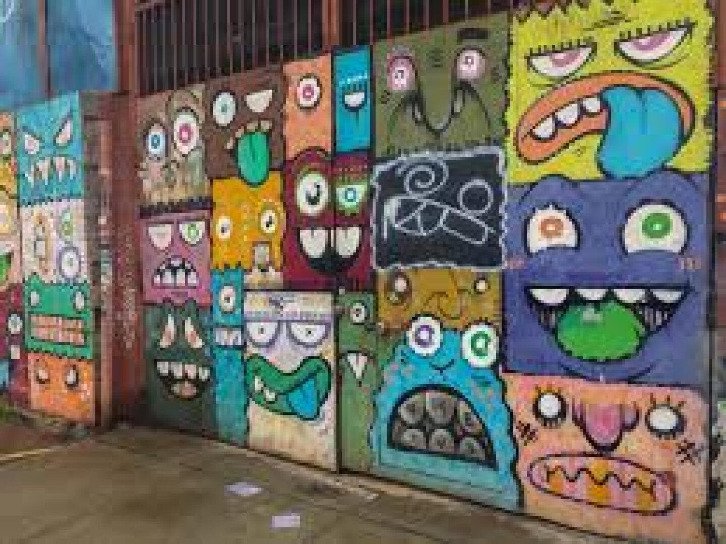 Explore Street Art in Bushwick, image 1 of 1