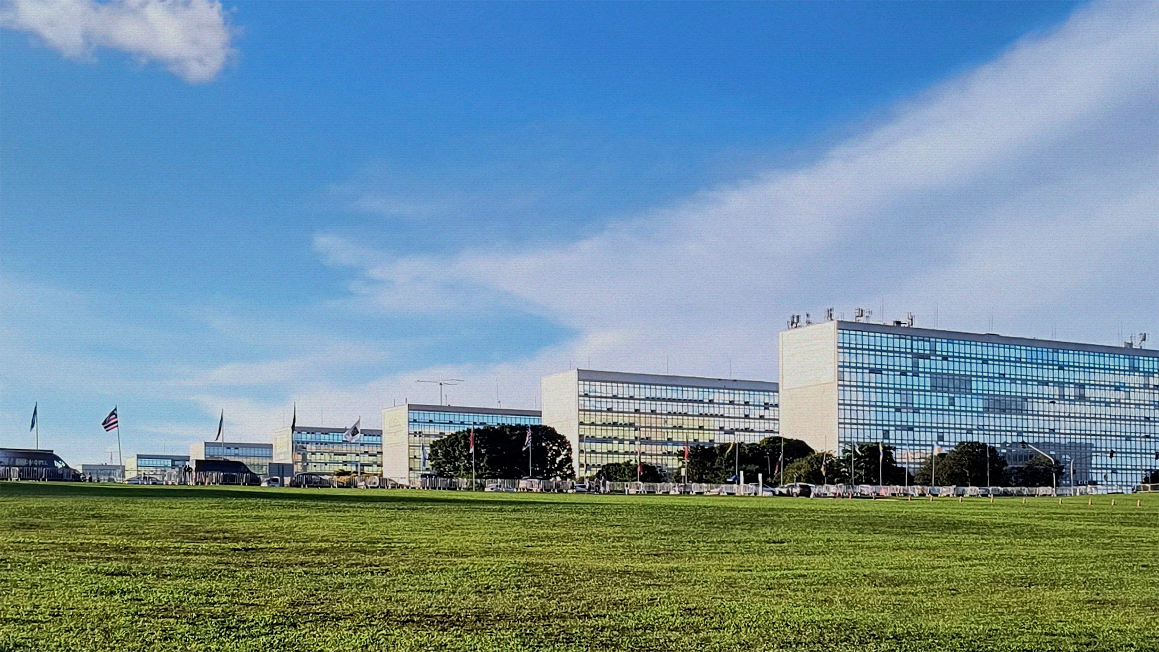 Five Iron Golf – Government Center, image 1 of 1