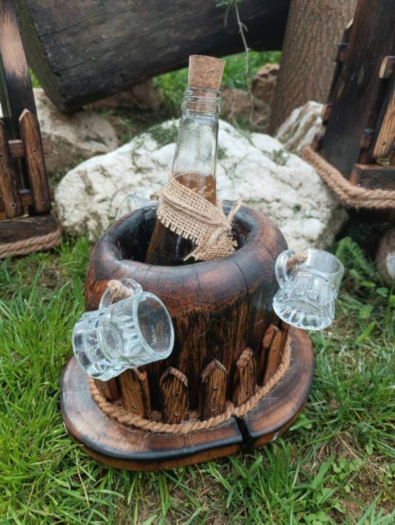 Flaša sa čašicama, image 1 of 1