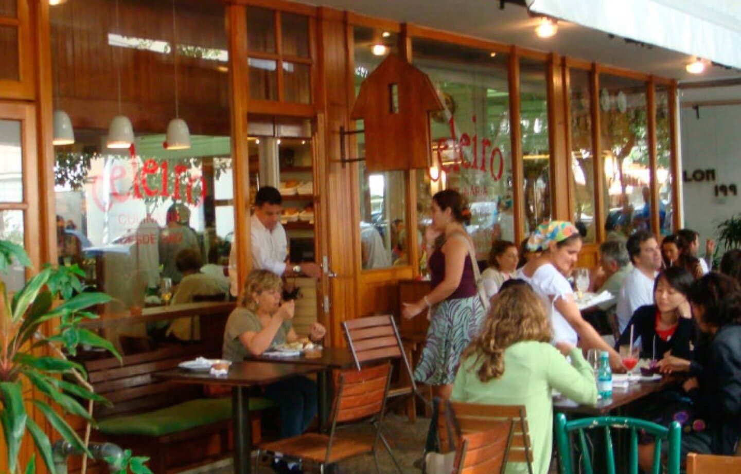 Celeiro, image 1 of 1