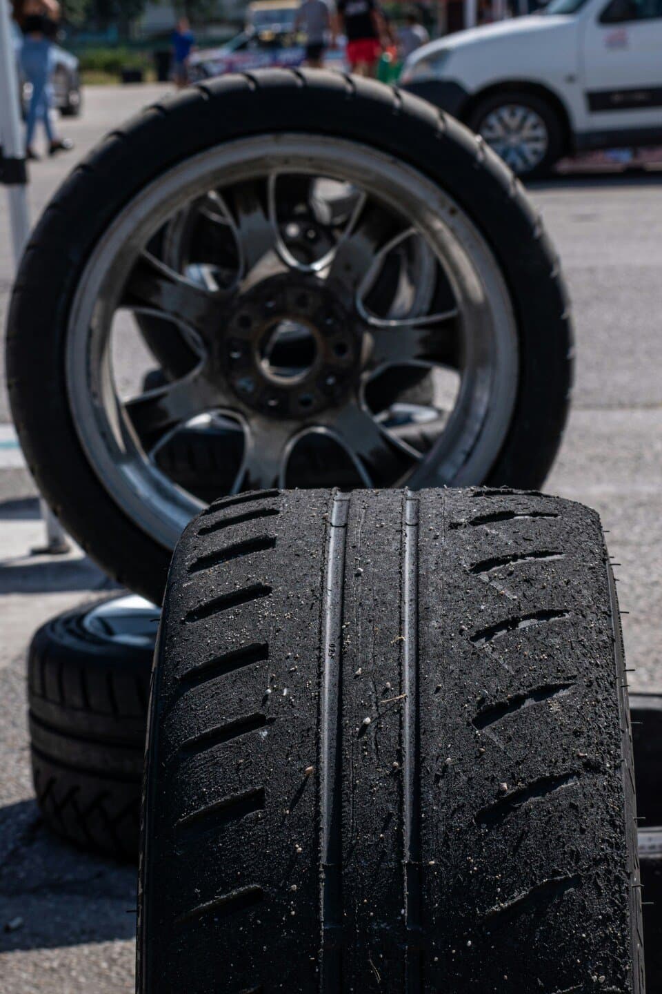 The Pneumatic Tyre (Pacejka, capítulo sobre Magic Formula), image 1 of 1