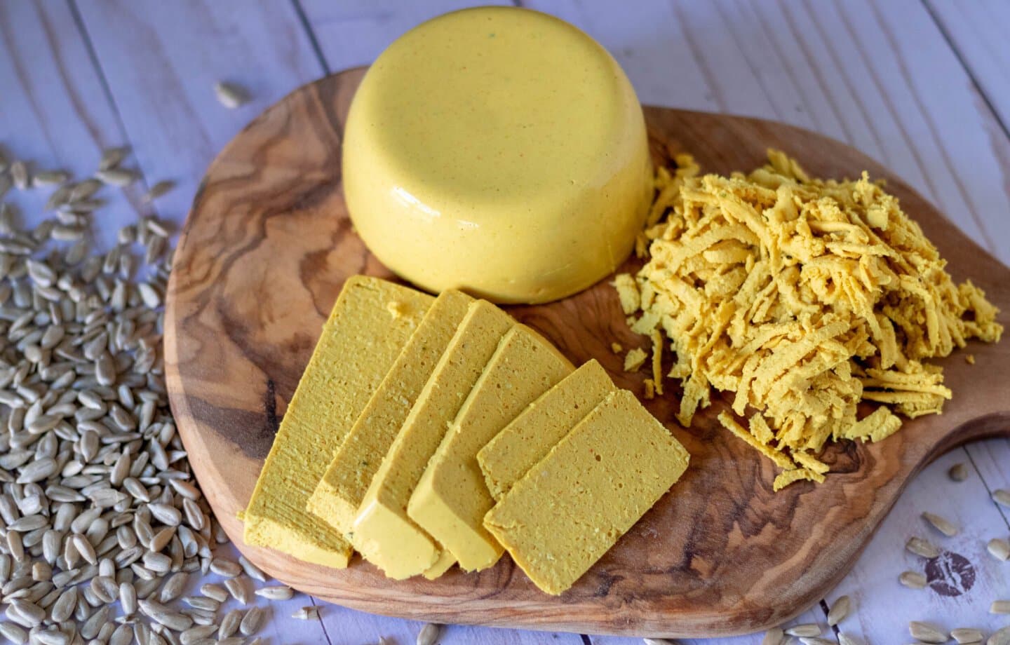 Sunflower Seed Cheddar, image 1 of 1