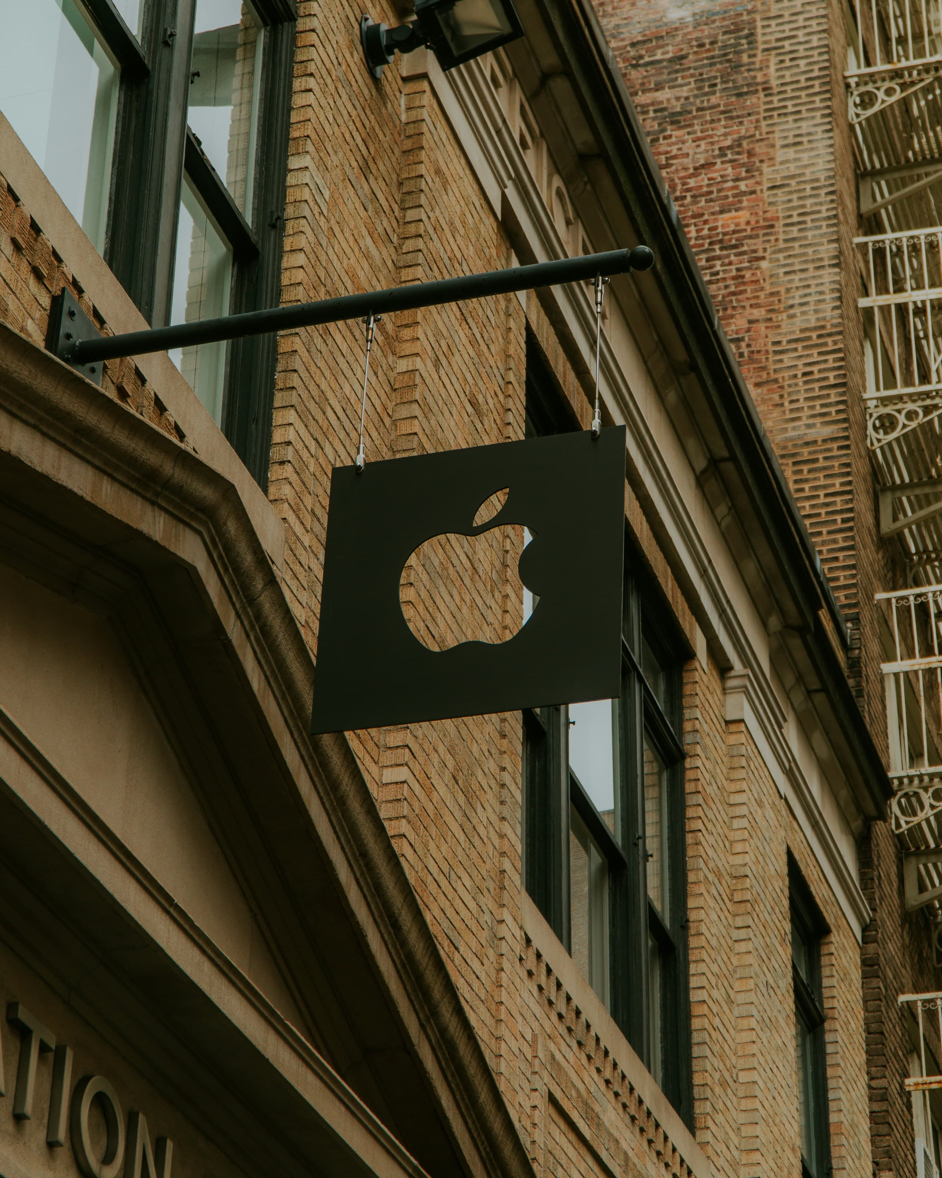 Apple, image 1 of 1