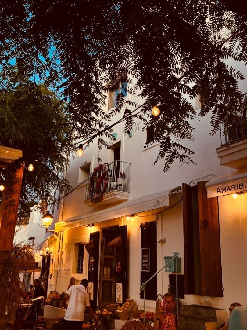 Plaza Del Sol, image 1 of 1