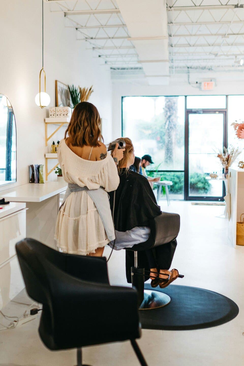 Images Hair & Beauty, image 1 of 1