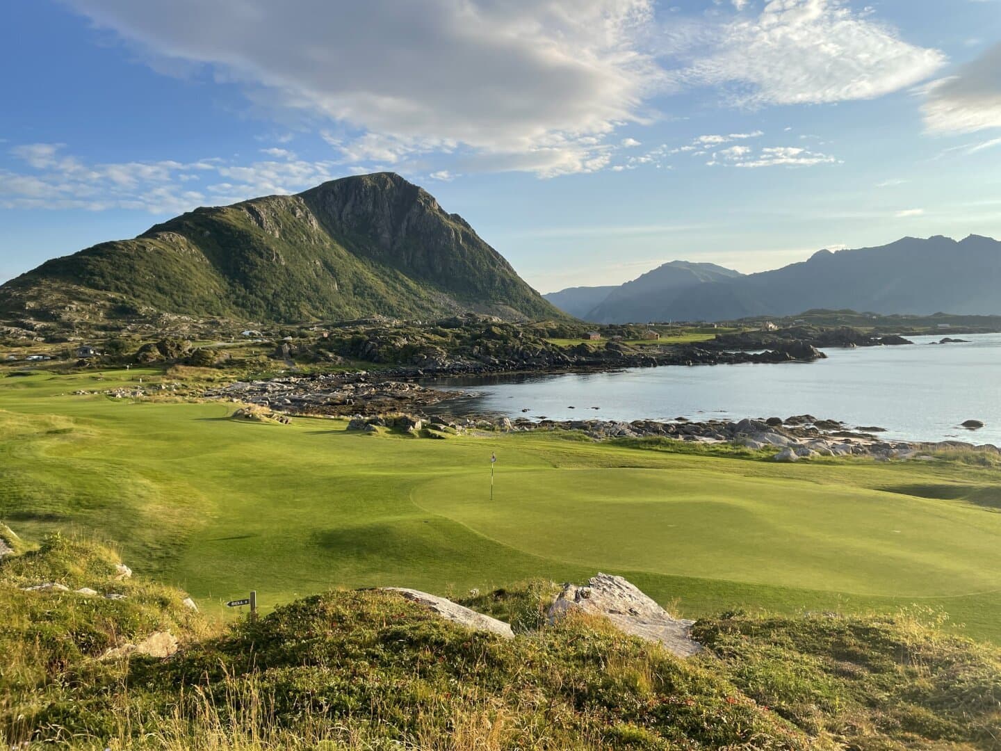 Lofoten Links, image 1 of 1