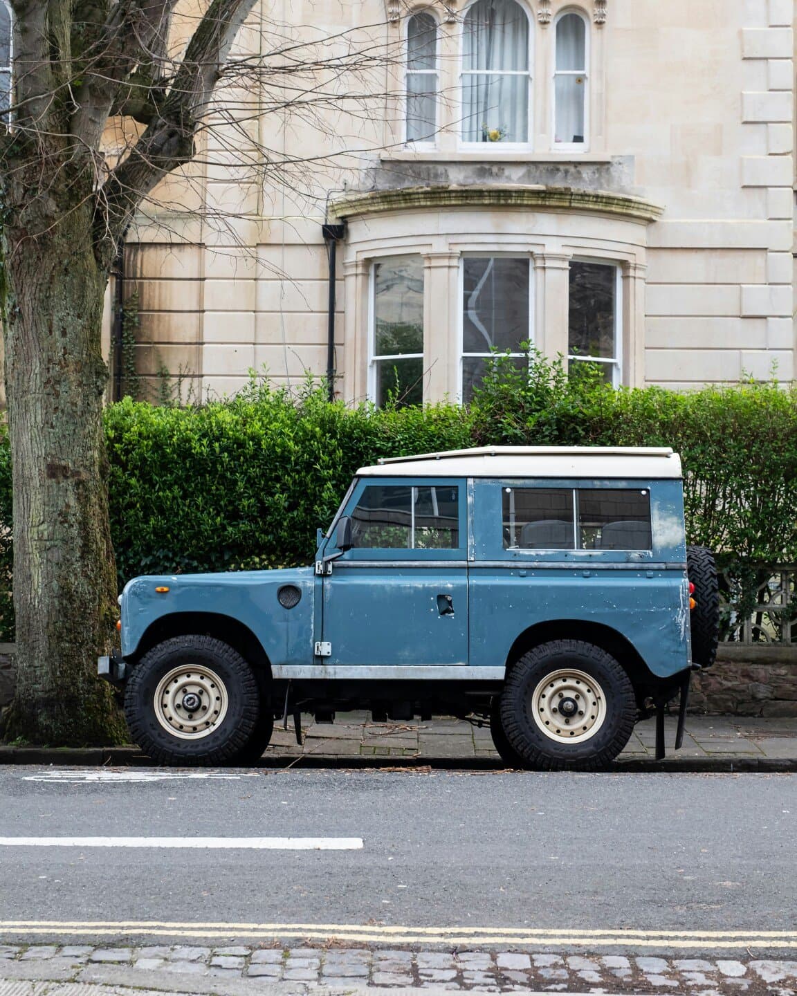 Land Rover Defender, image 1 of 1