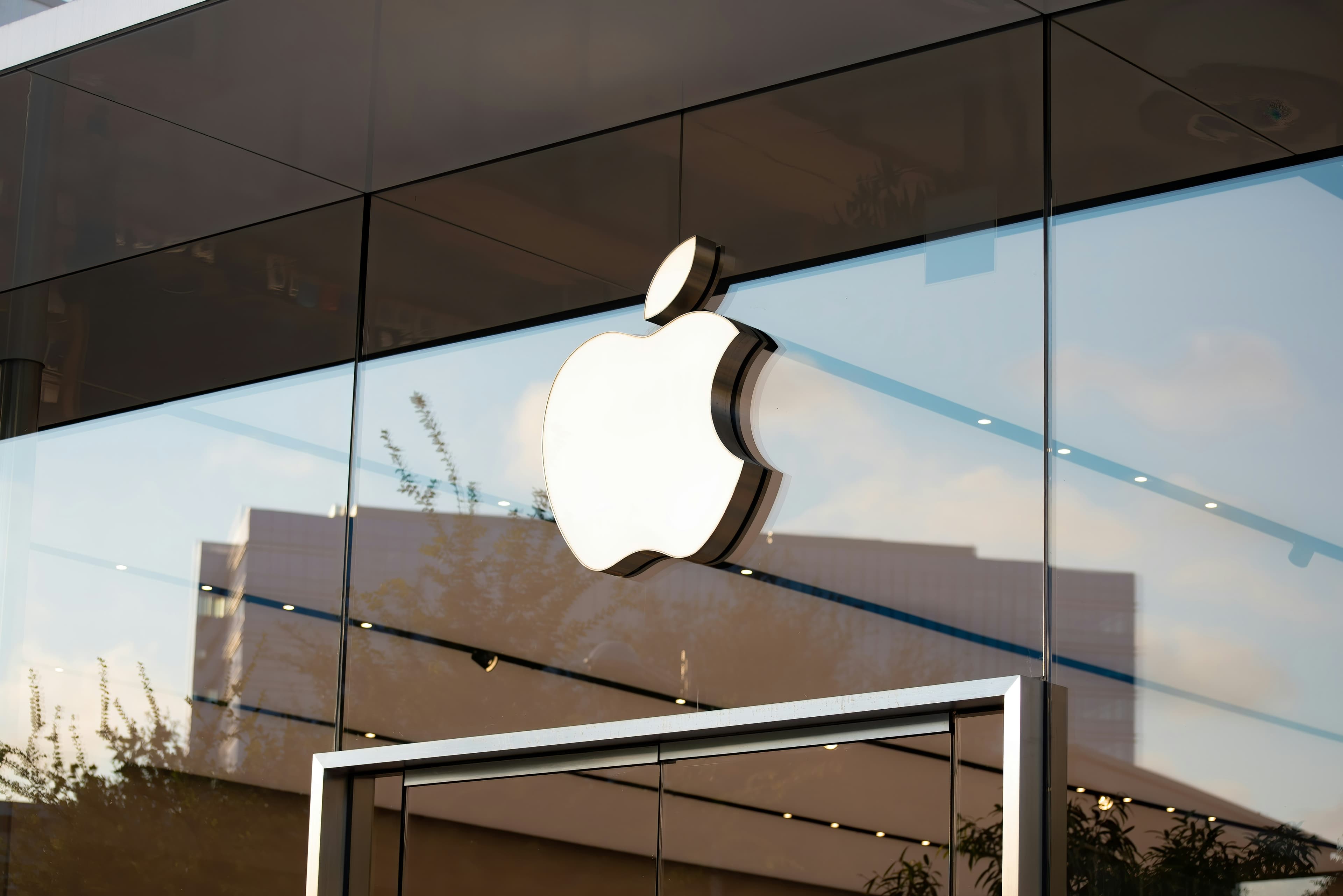 Apple, image 1 of 1