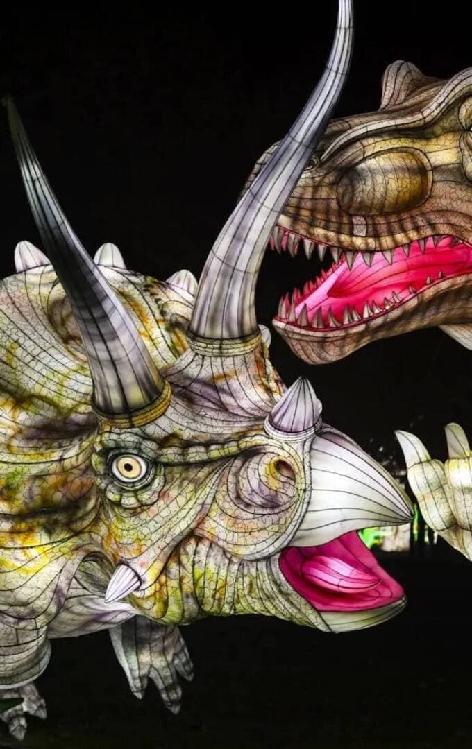 Le Bal des Dinosaures, image 1 of 2