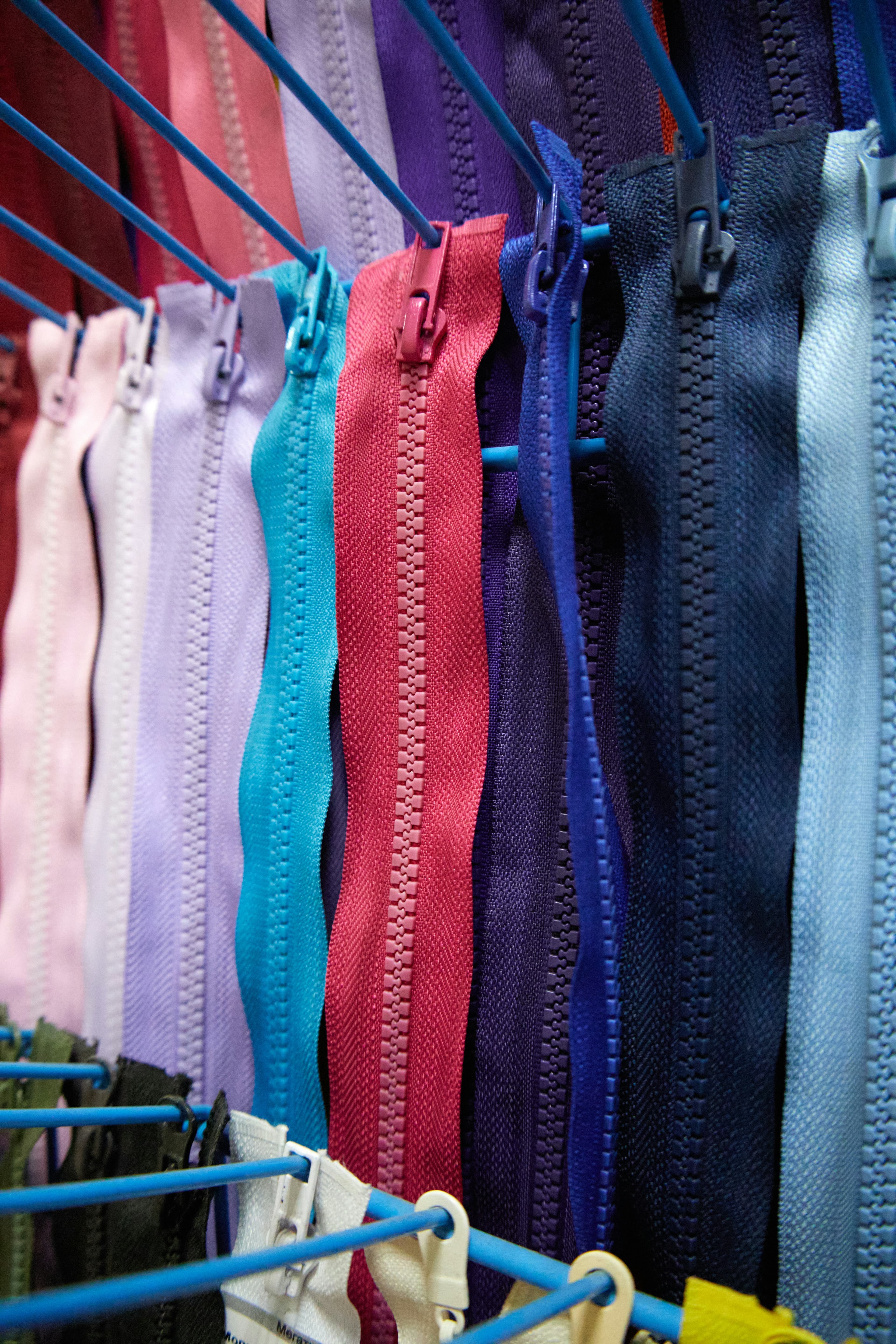 Zipper Galeria, image 1 of 1