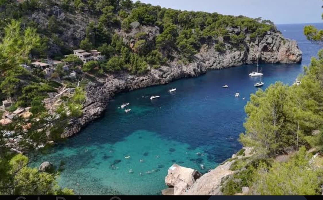 Cala Deià, image 1 of 1