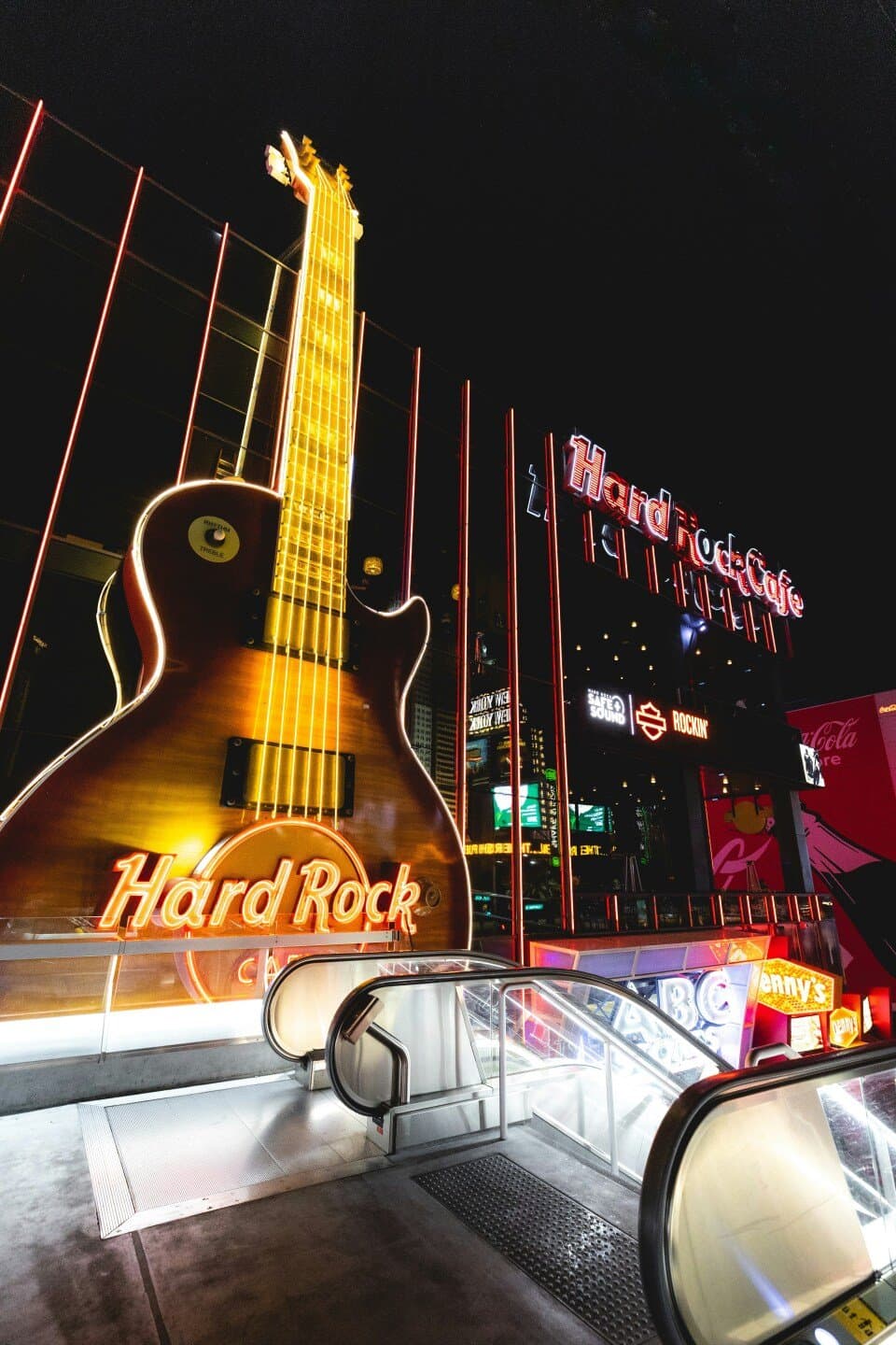 Hard Rock Stadium, image 1 of 1