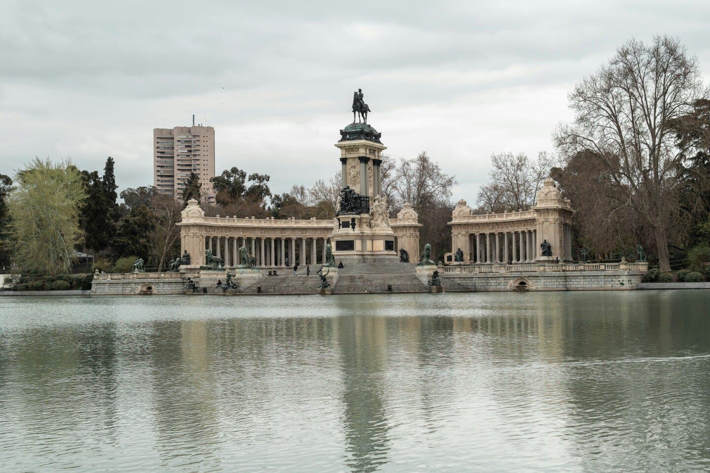 Centro Deportivo Municipal Peñuelas, image 1 of 1