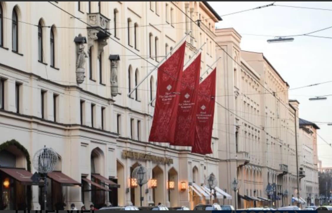 Hotel Vier Jahreszeitem Kempinski, image 1 of 1