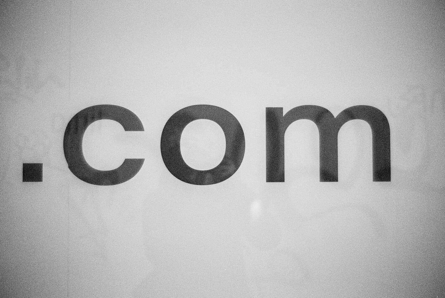 Comme un Roman, image 1 of 1