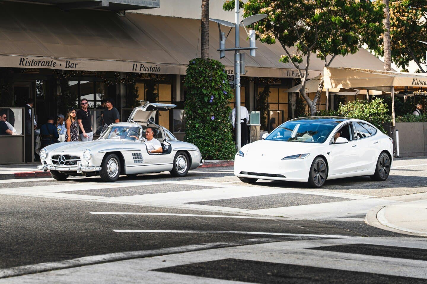 Tesla Model 3, image 1 of 1
