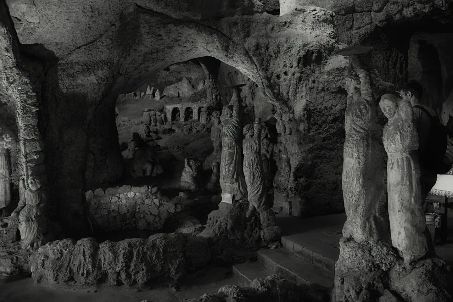 Iaiá Cave à Manger, image 1 of 1