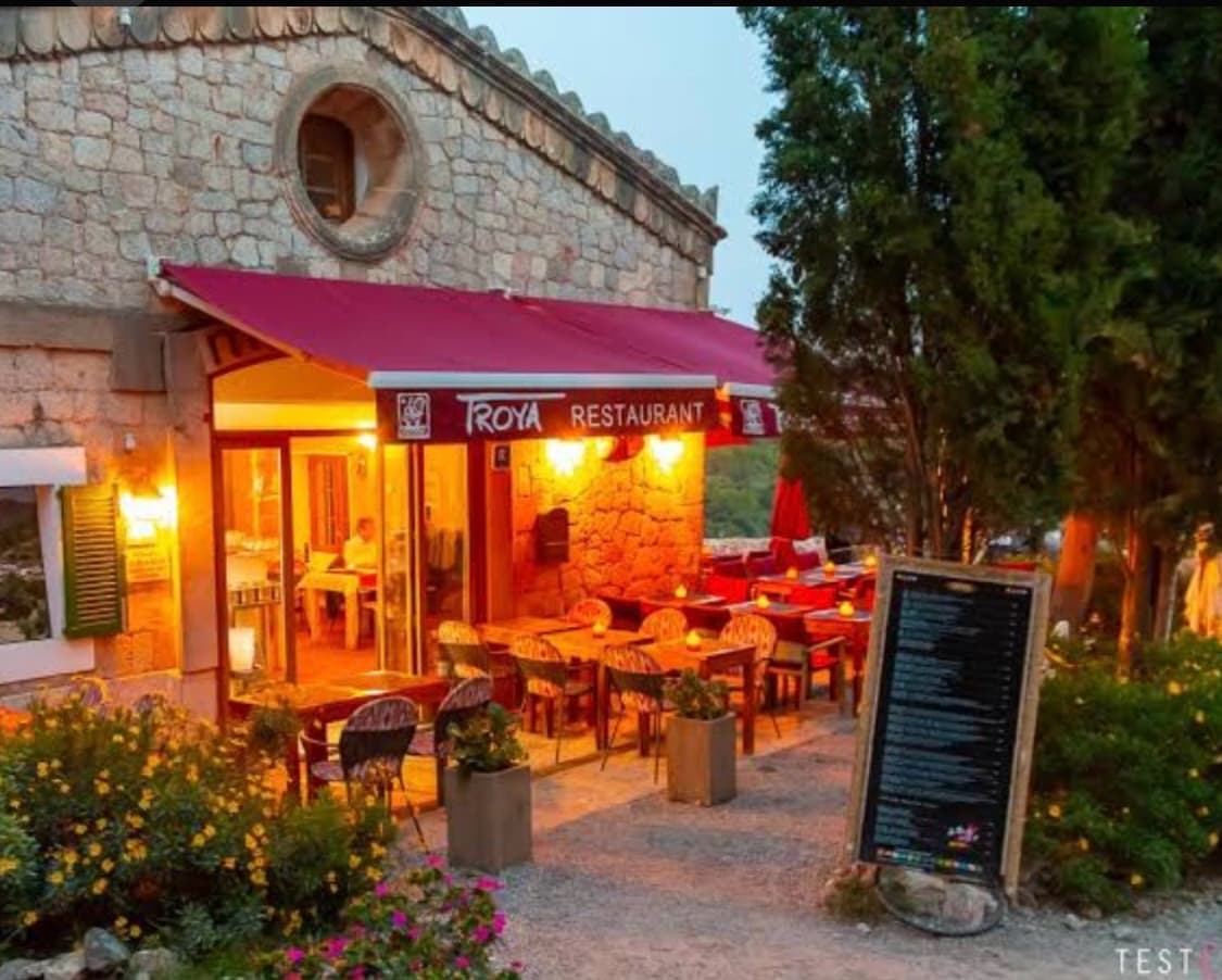 Restaurante Troya, image 1 of 1