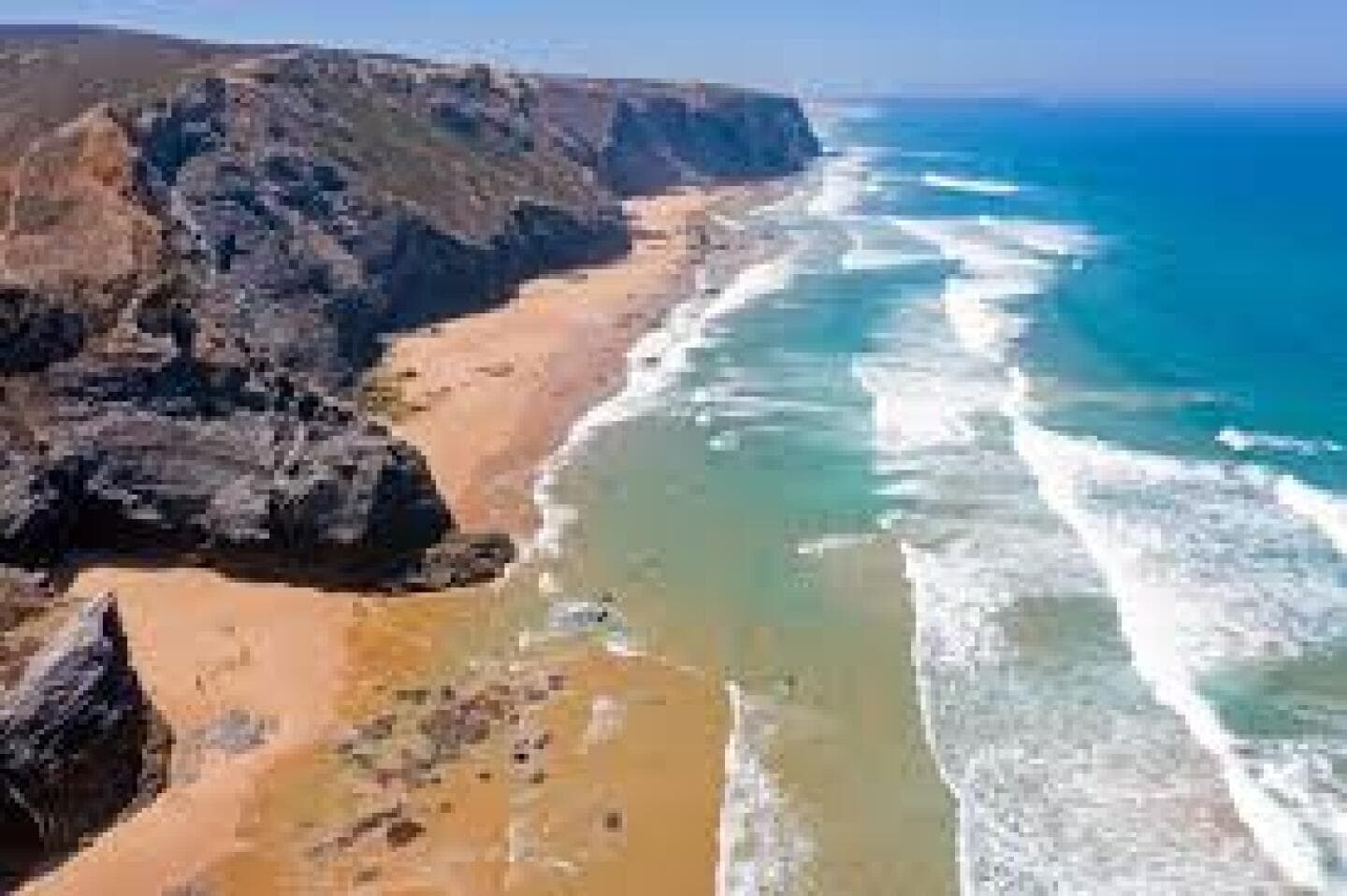 Praia de Vale Figueiras, image 1 of 1