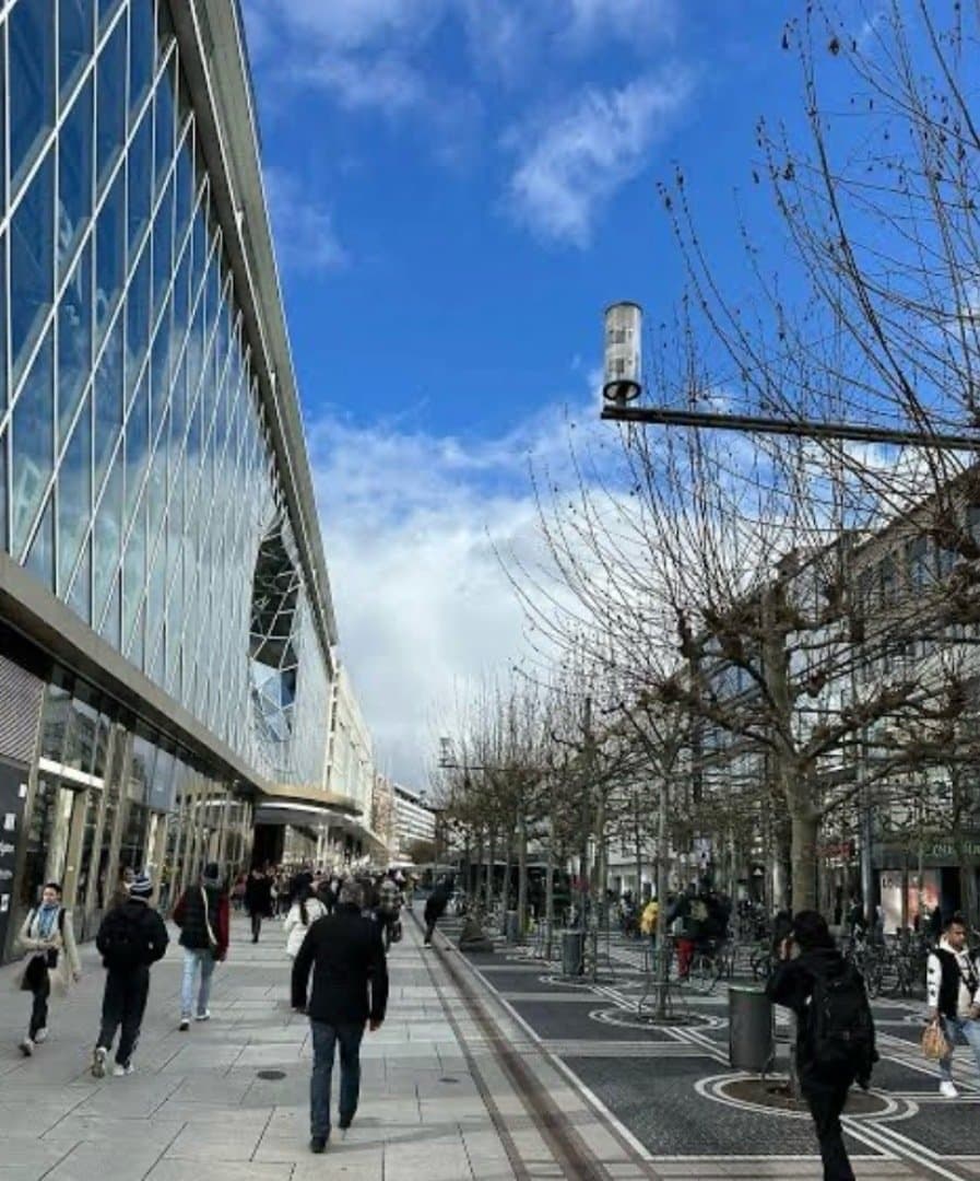 Zeil, image 1 of 1