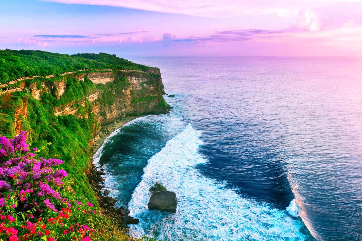 Uluwatu, image 1 of 1