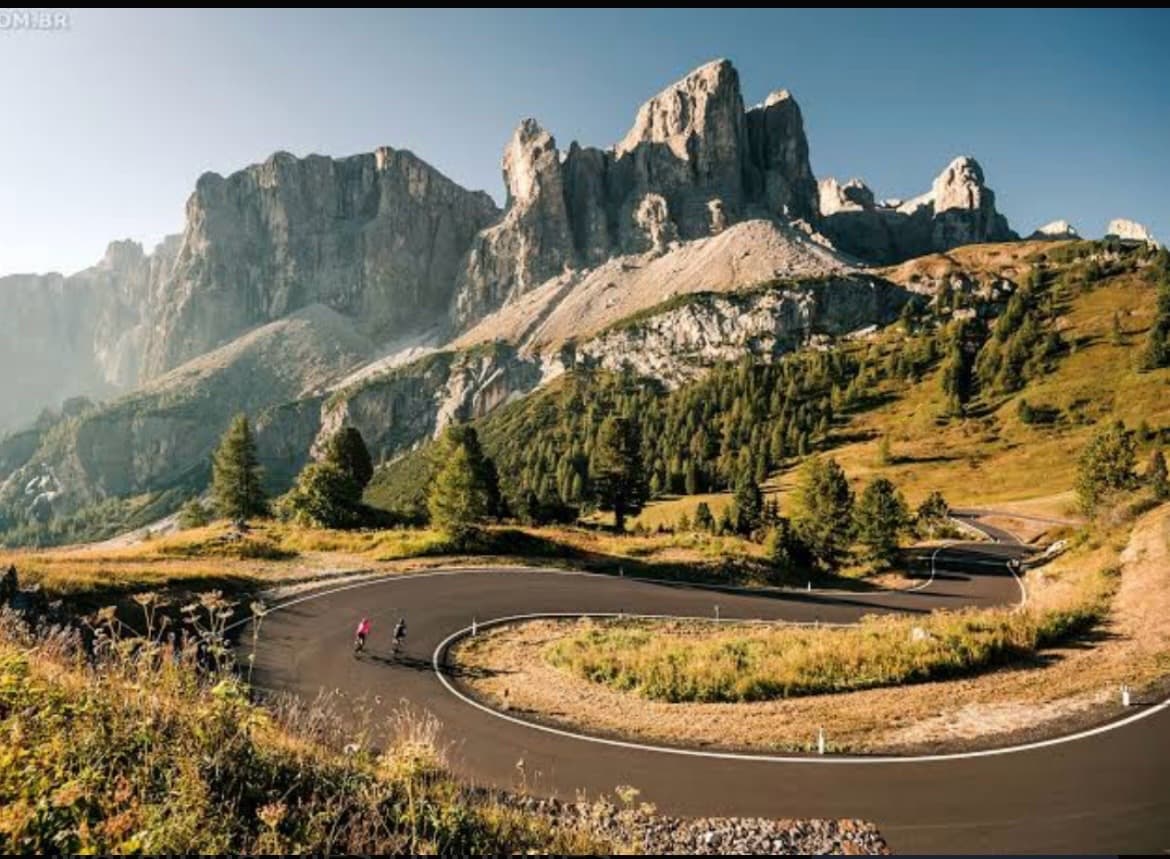 Dolomitas, image 1 of 1