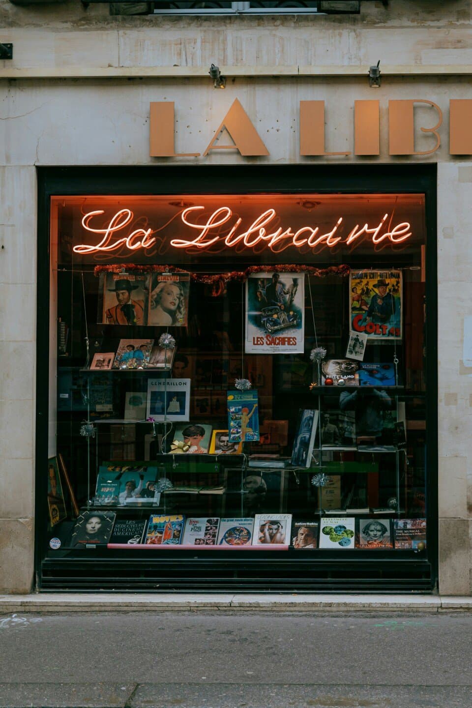 L'Arbre à Lettres Bastille, image 1 of 1