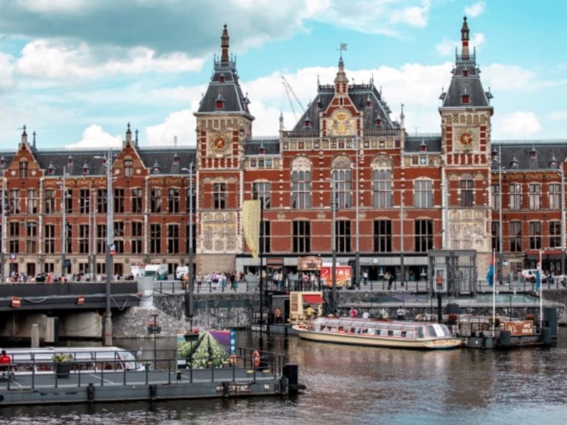 Amsterdam Central Station, image 1 of 1