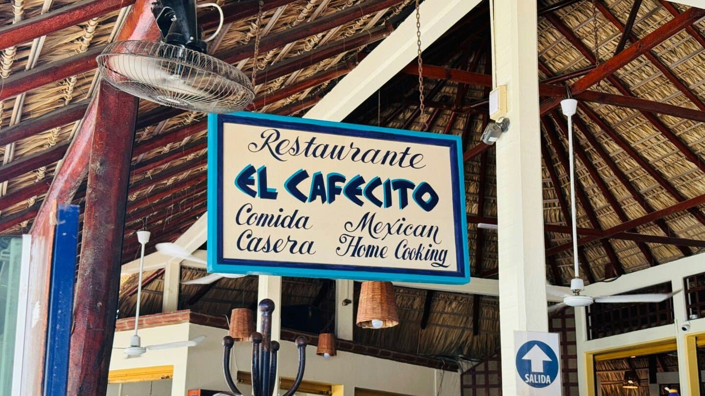 El Estrecho, image 1 of 1