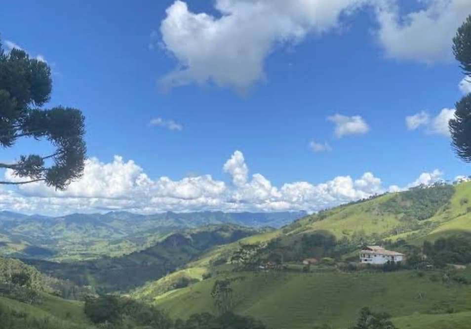 Gonçalves - Refúgio tranquilo nas montanhas, com paisagens de tirar o fôlego e comida mineira autêntica., image 1 of 1