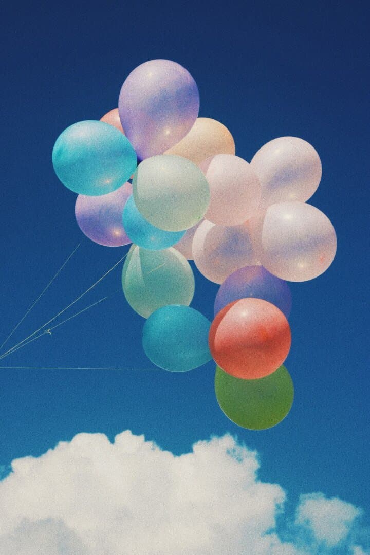 Balloons popping, image 1 of 1