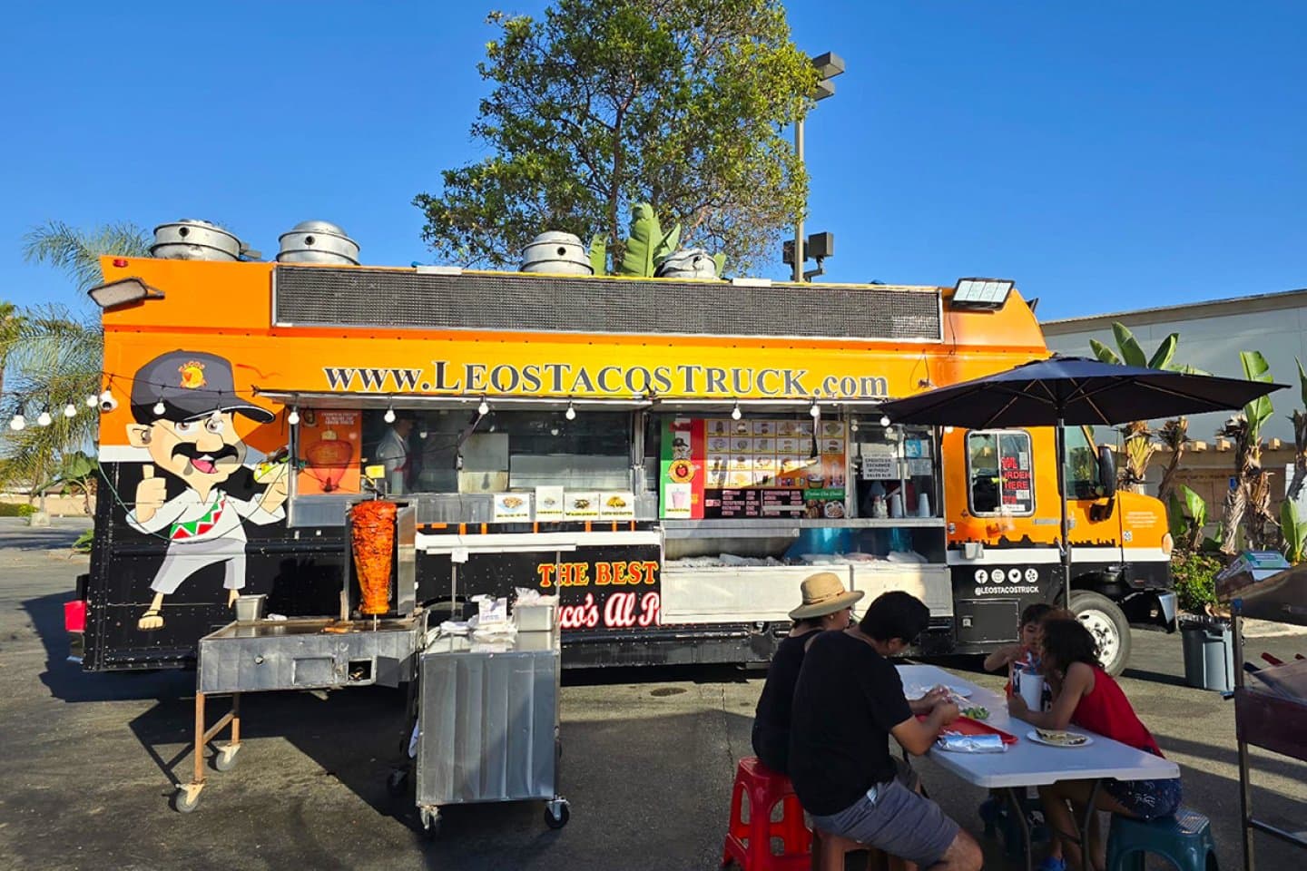 Leo’s Tacos Truck, image 1 of 1