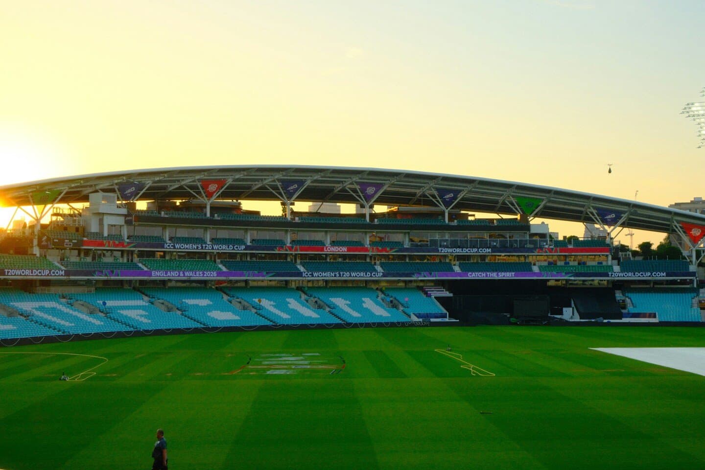 Kia Oval, image 1 of 1