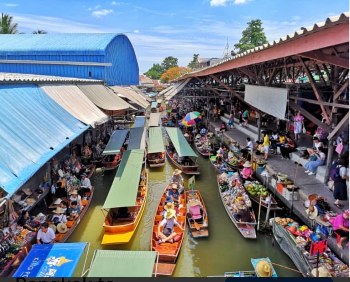 Damnoen Saduak Floating Market, image 1 of 1