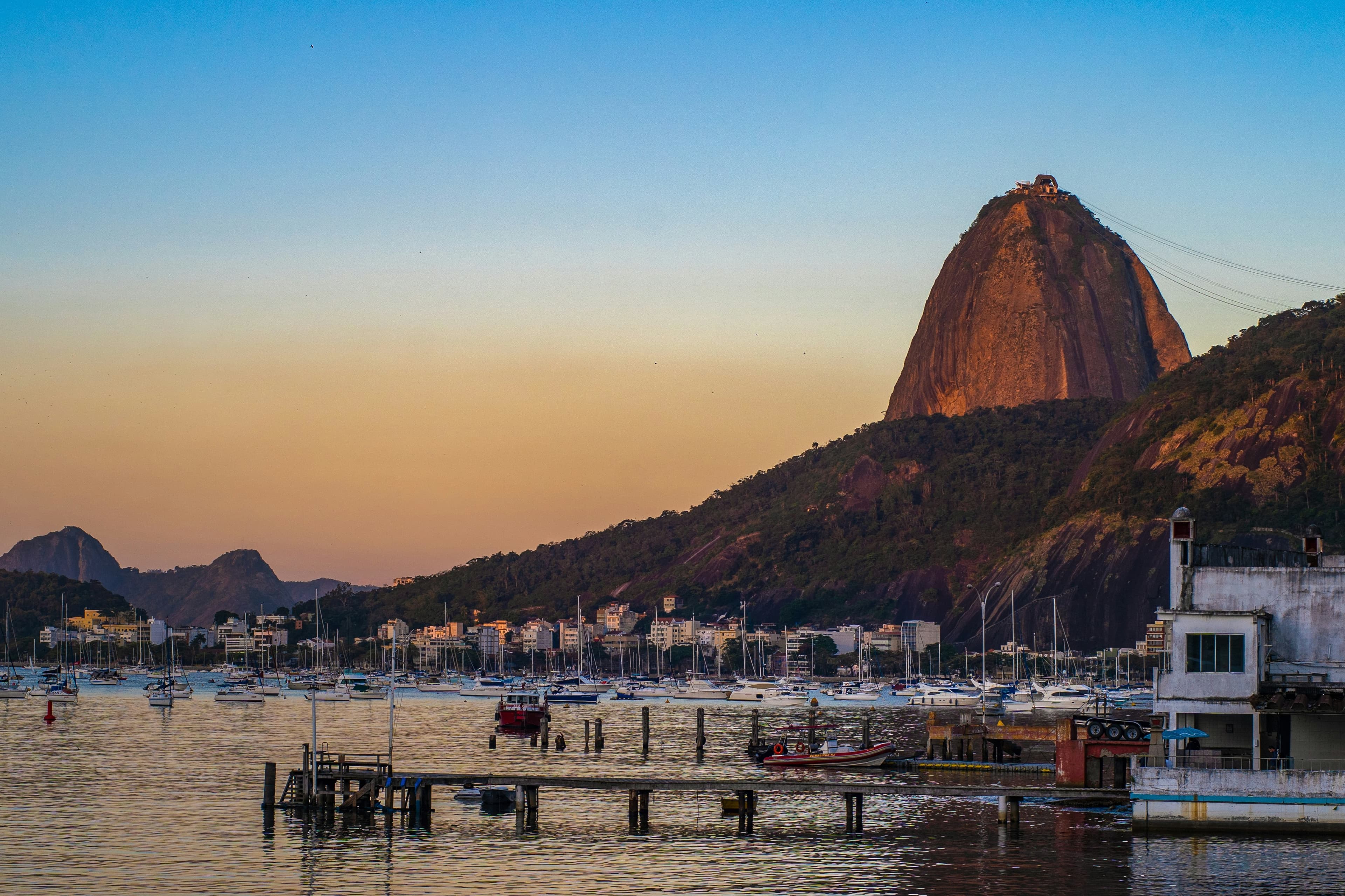 Praia de Botafogo, image 1 of 1