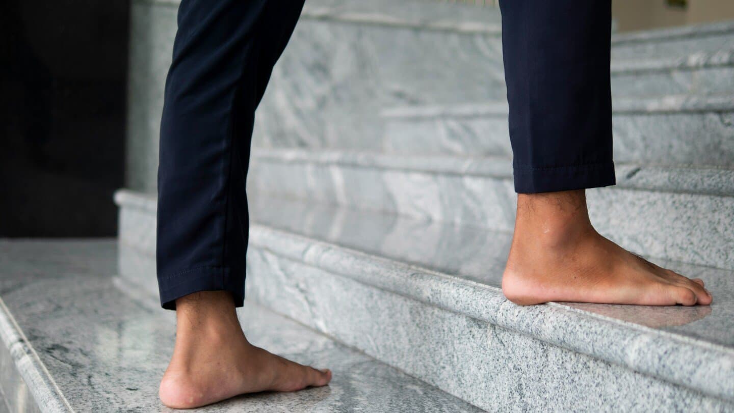 Efficacy of heel lifts versus calf muscle eccentric exercise for mid-portion Achilles tendinopathy (HEALTHY): a randomised trial, image 1 of 1
