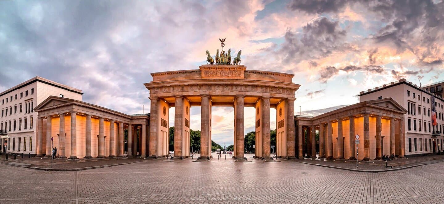 Visit the Brandenburg Gate, image 1 of 1