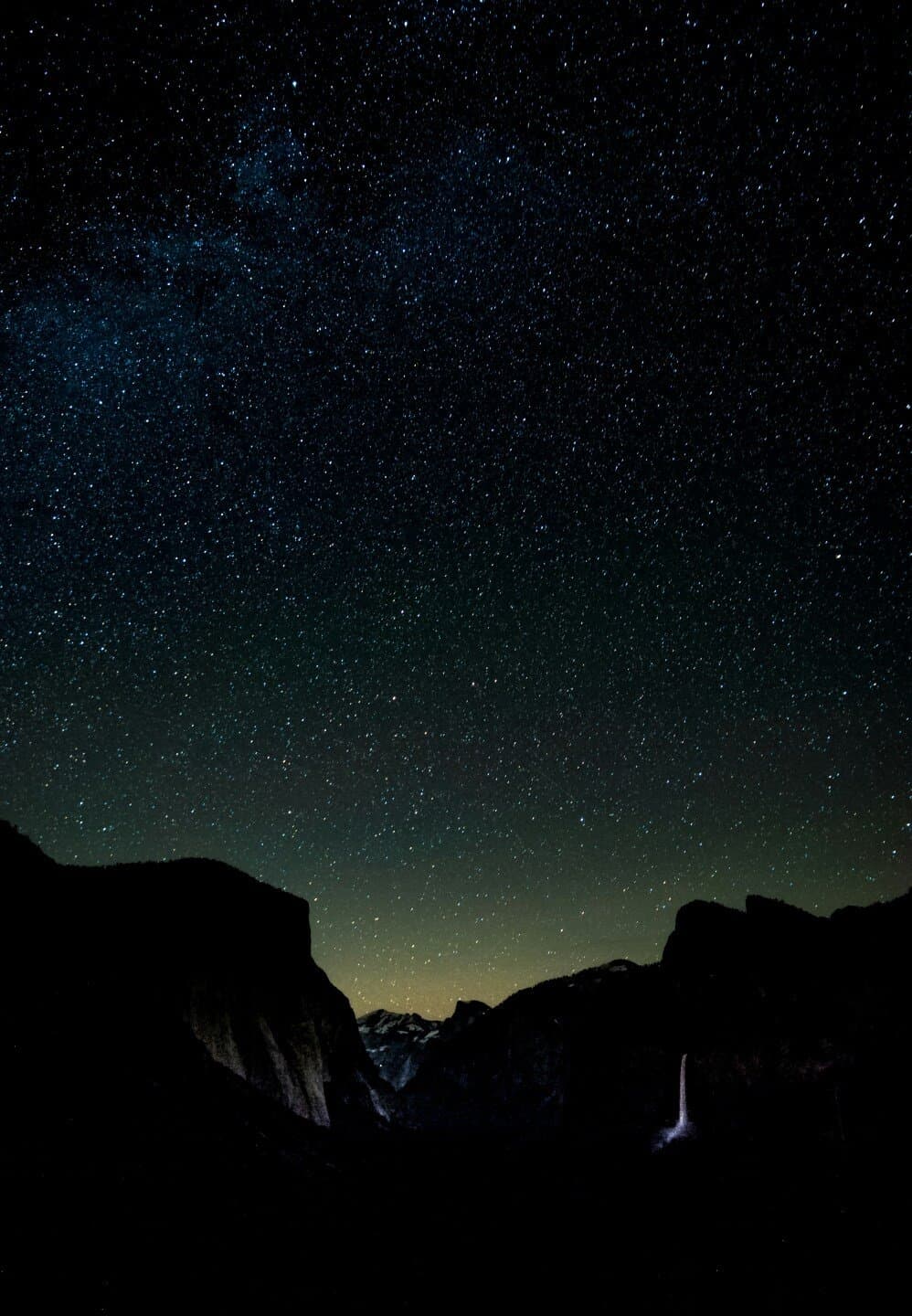 IPhone Duo 2TB Night Sky, image 1 of 1